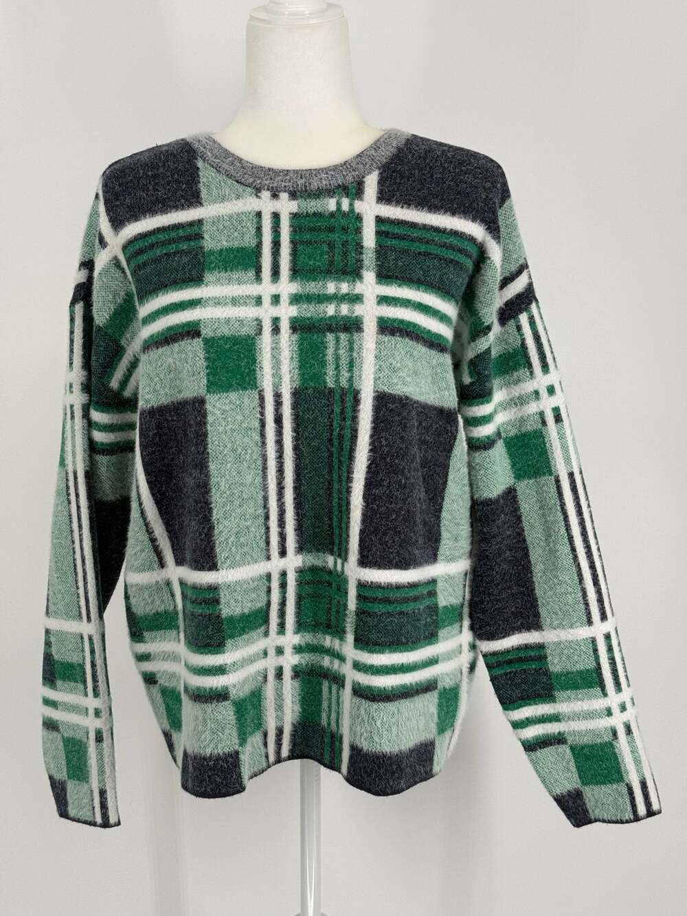 Liz Claiborne Green Plaid Fuzzy Knit Crewneck Sweater Size Medium